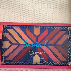 Bh Cosmetics Santa Fe palette